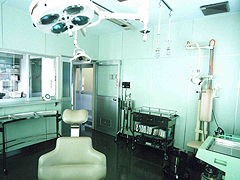 インプラント専用治療室